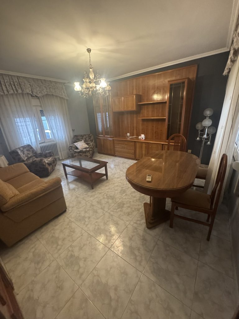 adosado cercano a barrio europa