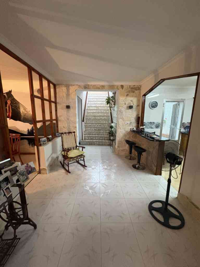 CASA DE PLANTA BAJA